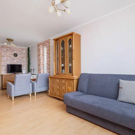 Spacious With Balcony In By Renters Appartement